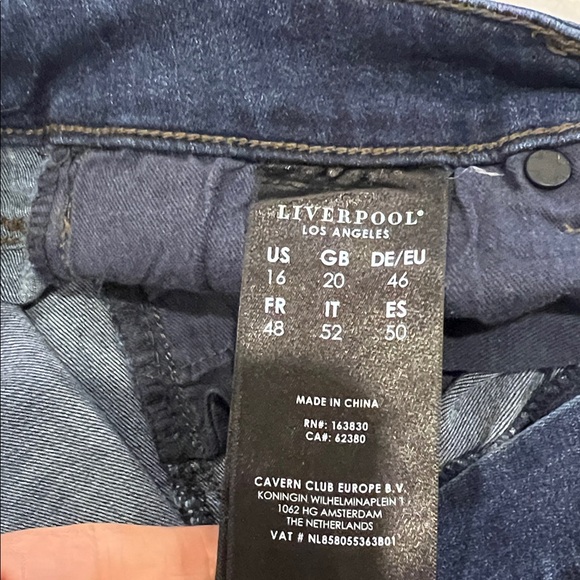 Liverpool Dark Blue Denim Crop Jeans - Size 16/33 - Picture 5 of 6